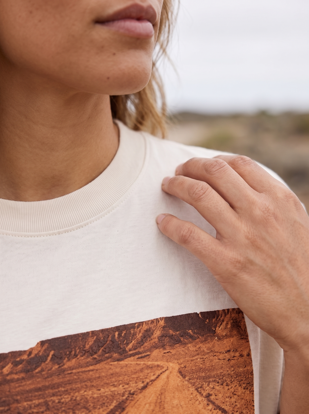 Red Centre Oversized T-Shirt - Fabric detail